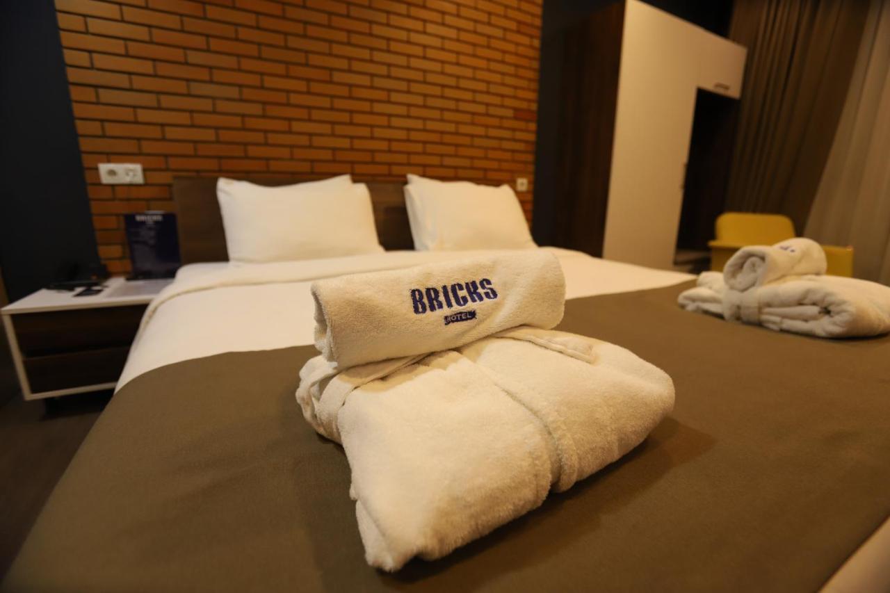 Bricks Hotel Tbilisi Exterior photo